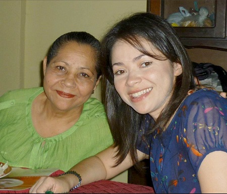 EMCC student Gissela Perdomo, at right, credits her mother, Doris Perdomo, at left, with much of her success. Gissela Perdomo is among a fortunate few Hondurans to earn a college degree. 