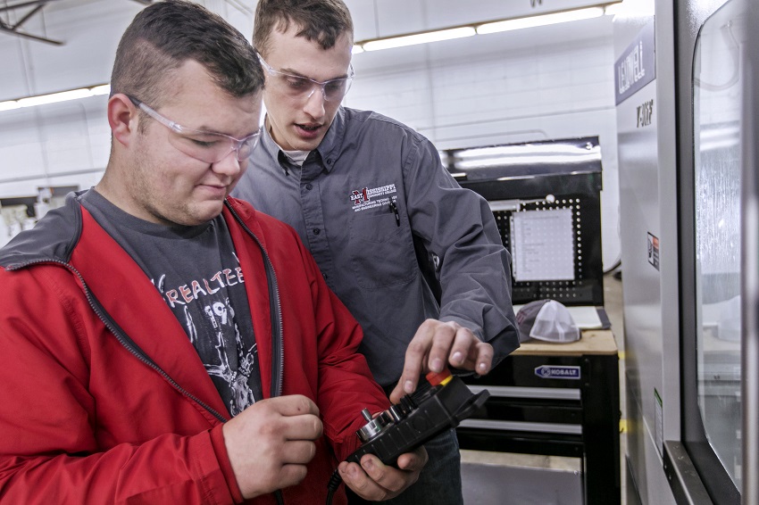 East Mississippi Community College’s Workforce Services Division is gearing up for an Introduction to Manufacturing Skills class on the college’s Scooba campus.