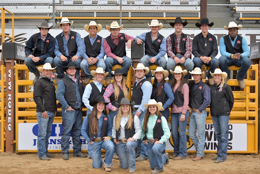 East Mississippi Community College’s rodeo program has earned three consecutive national Top 10 men’s team finishes at the prestigious College Nationals Finals Rodeo in Casper, Wyoming. EMCC’s rodeo team will be among 10 teams that will compete during the 7th Annual Intercollegiate Rodeo at the Lauderdale Agri-Center.