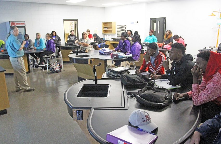 East Mississippi Community College science instructor Dr. Robert Shinn, at left, teaches out of the newly remodeled science lab on the college’s Scooba campus.