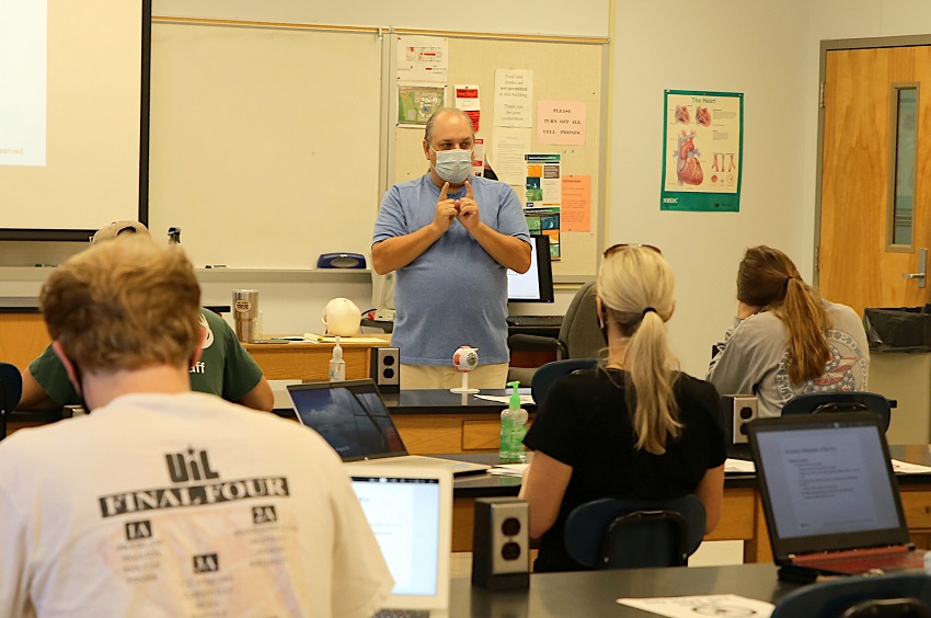 East Mississippi Community College instructor Eric Ford, who is pictured here teaching an Anatomy & Physiology class, has been named among the best college professors in the Golden Triangle in a Commercial Dispatch readers’ poll.