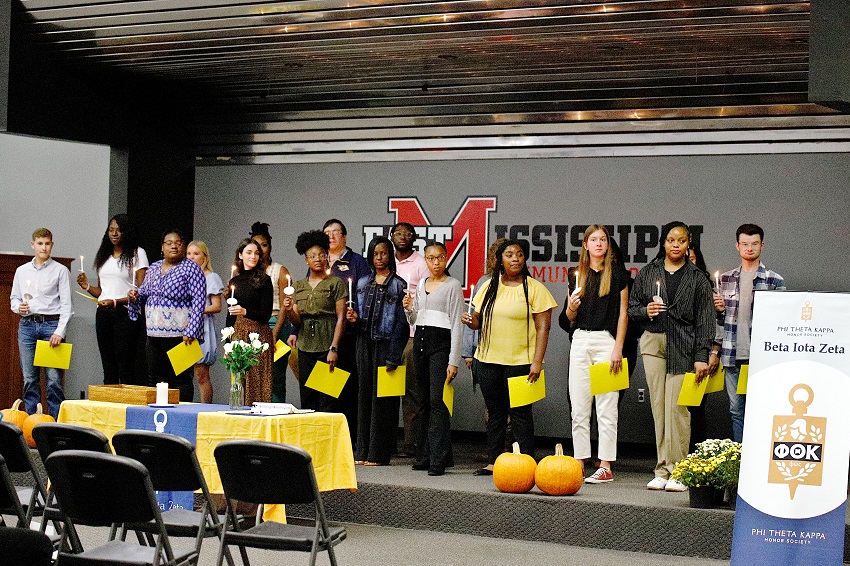 Eighteen students were inducted into the Beta Iota Zeta chapter of the Phi Theta Kappa Honor Society on our Golden Triangle campus in a ceremony that took place Oct. 17, 2023. 