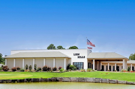 Enrollment at East Mississippi Community College has grown for eight consecutive terms and fall enrollment exceeded 4,000 students for the first time since 2018.