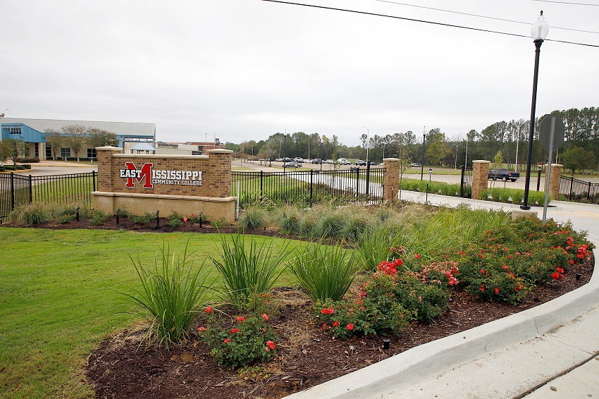 In recent years, East Mississippi Community College annually served more than 5,100 for-credit students and 1,200 workforce trainees through Workforce Enhancement Training Fund sponsored training. The majority of for-credit graduates remained in Mississippi, with nearly 83 percent either securing employment or continuing their education at a Mississippi public postsecondary institution, according to a recent study.